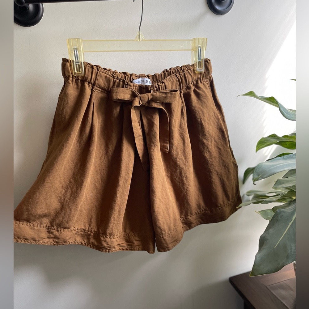JW ANDERSON x UNIQLO Linen-blend Tuck Shorts